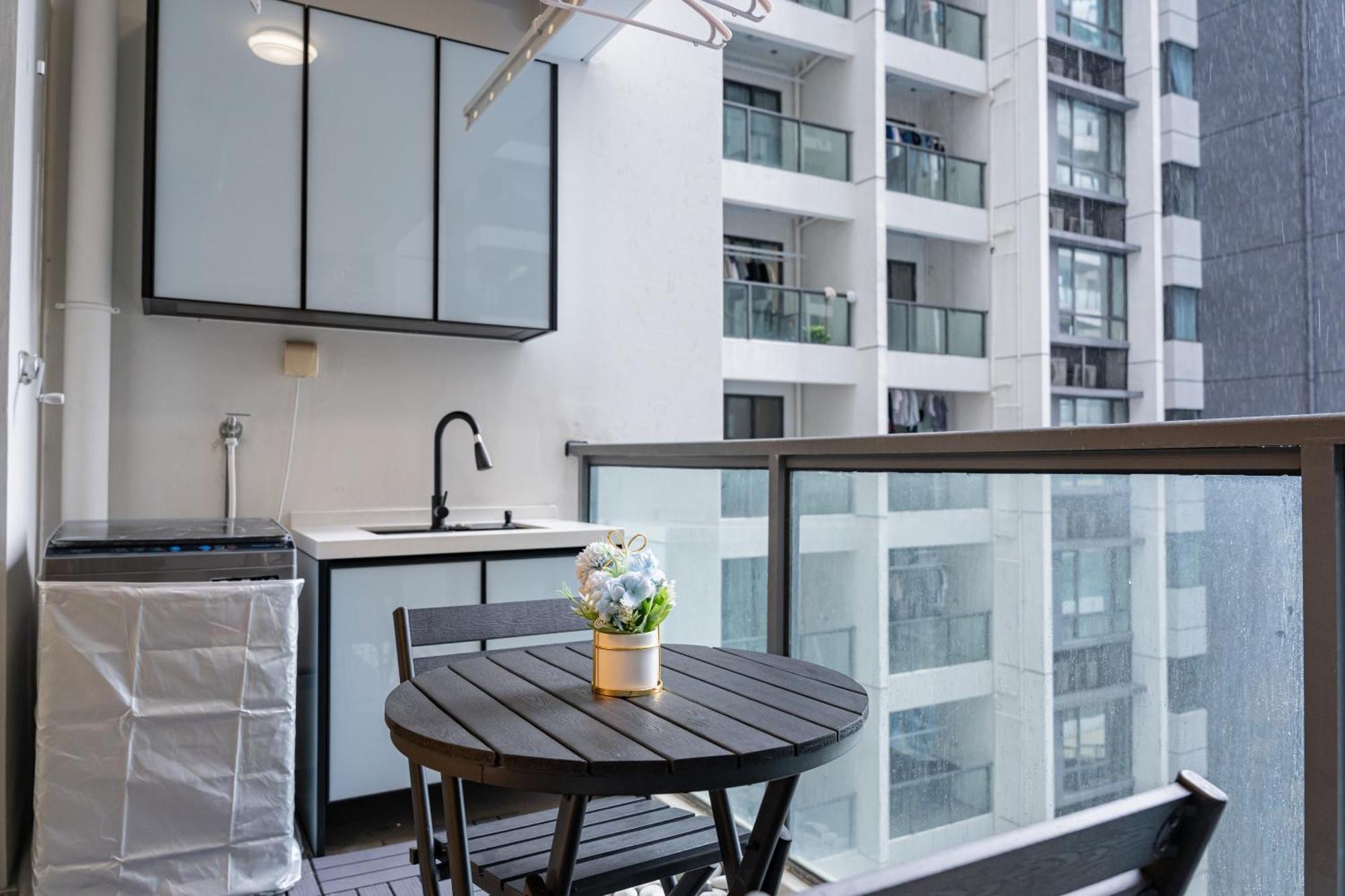 R&f Princes Cove Apartment